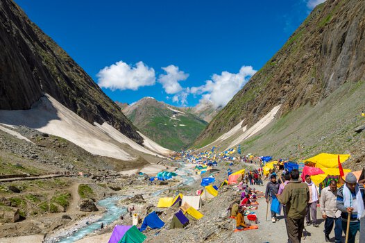 Best Seasons for Visiting the Sacred Amarnath Shrine - Club Mahindra